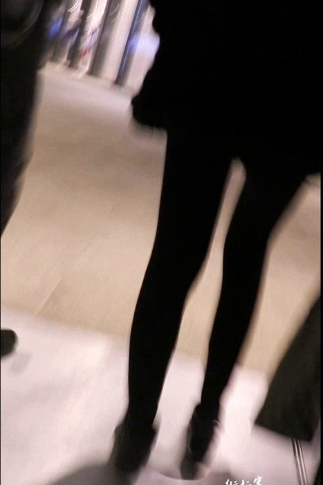 [街拍客视频]jx0556 身材超正的极品黑丝大长腿美女