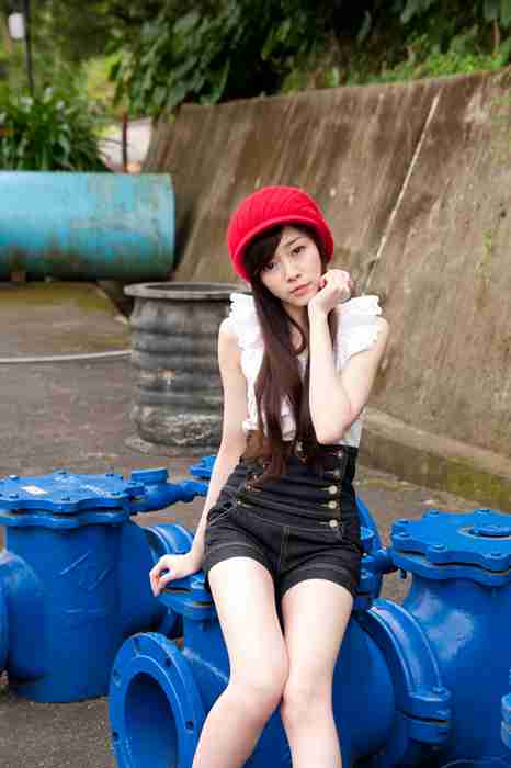 [唯美写真杂集]ID0263 台湾清纯美女RIko水博馆外拍写真 [107P-162MB]--性感提示：刺激容颜美丽光滑浪荡美妙身段